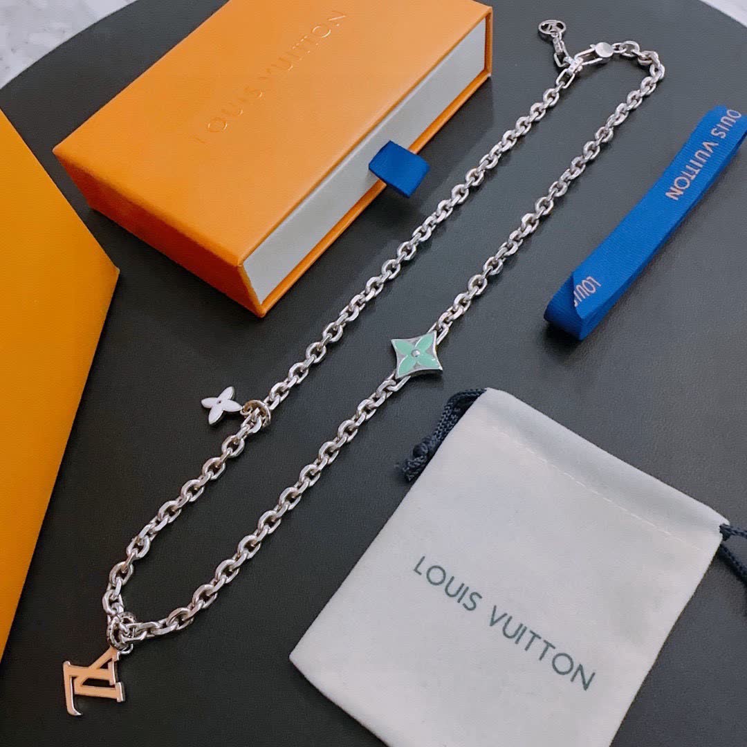 Louis Vuitton Silver Chain Necklace with Star and Letter 'N' Design